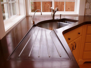 countertop drainage with stainless trivet